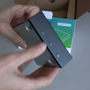 Hikvision DS-E04NI-Q1 - front