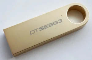 Kingston DataTraveler SE9 G3 back