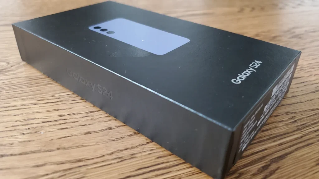 Samsung Galaxy S24 SM-S921BZVDEUC - BOX